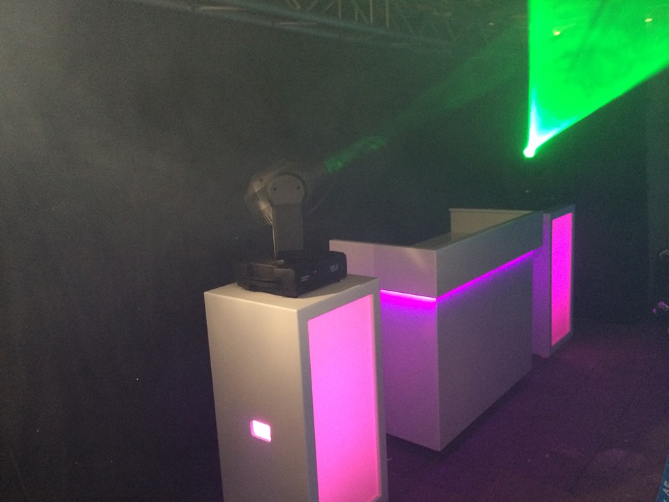 DJ Booth-03